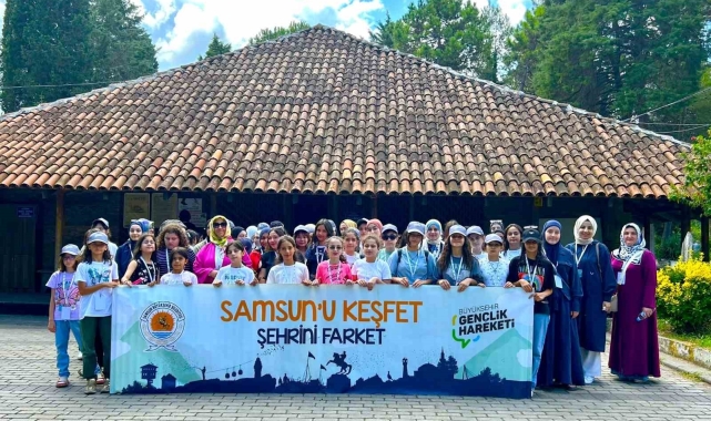Yüzlerce öğrenci Samsun'u keşfetti
