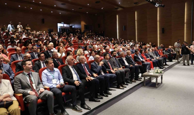 8. Uluslararası Adana Lezzet Festivali "Çukurova Tarım Zirvesi" ile başladı