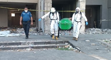 Ağır hasarlı binada ceset bulundu