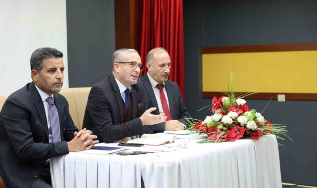 Ağrı'da öğrencilerin ders saatleri yeniden düzenleniyor