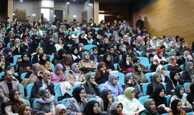 AİÇÜ'de "Din ve Teopolitik" konferansı düzenlendi