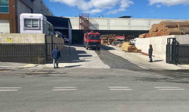 Akyurt'ta bir fabrikada çıkan yangın söndürüldü