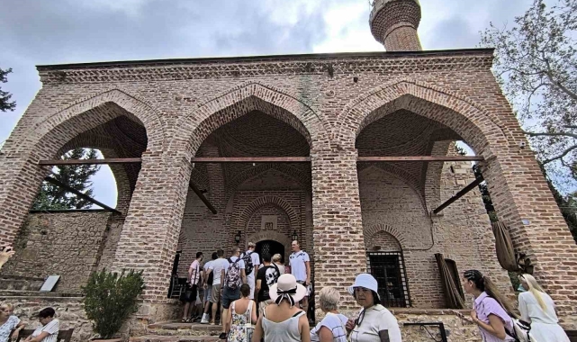 Alanya'da camilere turistlerin yoğun ilgisi