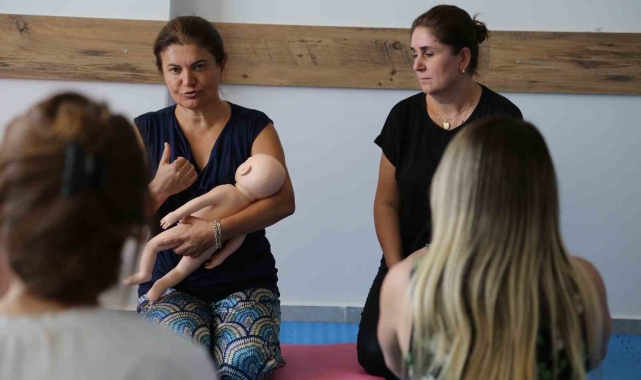 Anne adaylarına eğitim vermek için 'Gebe sınıfı' açıldı