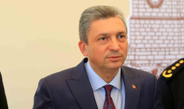Antalya Valisi Hulusi Şahin'den 'Kadına şiddet' vurgusu