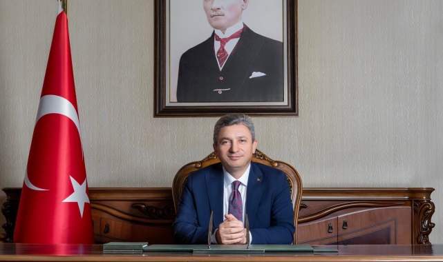 Antalya'da 29 Ekim Cumhuriyet Bayramı mesajları