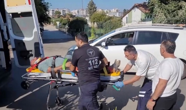Antalya'da feci kaza: Takla atıp tel bariyerleri aşarak karşı yöne geçen aracın, iki araca çarpması sonucu 2 kişi yaralandı