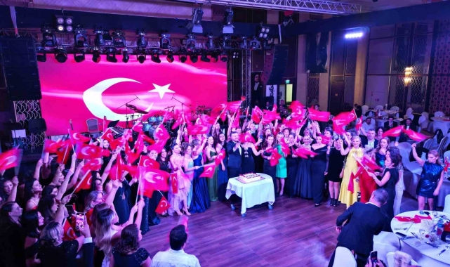 ANTGİAD'tan Cumhuriyet Balosu