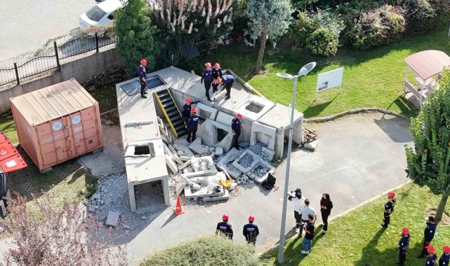 Arnavutköy'de gerçeğini aratmayan tatbikat