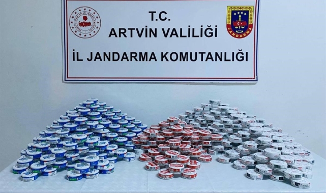 Artvin'de kaçak sigara ve içki operasyonu