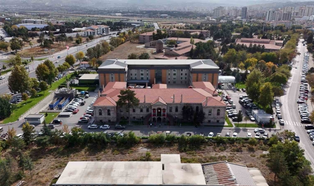 Atatürk'ün açtığı hastane binası 1 asırdır ayakta