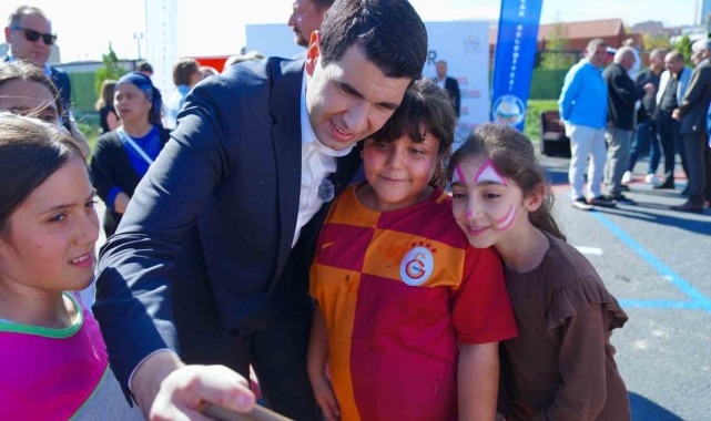 Avcılar'da sokaklar çocuklar için dönüşüyor