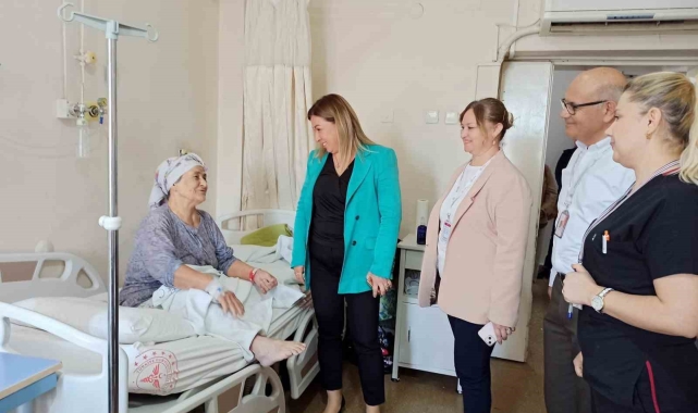 Aydın Devlet Hastanesi'nde hastalar hasta hakları konusunda bilgilendirildi