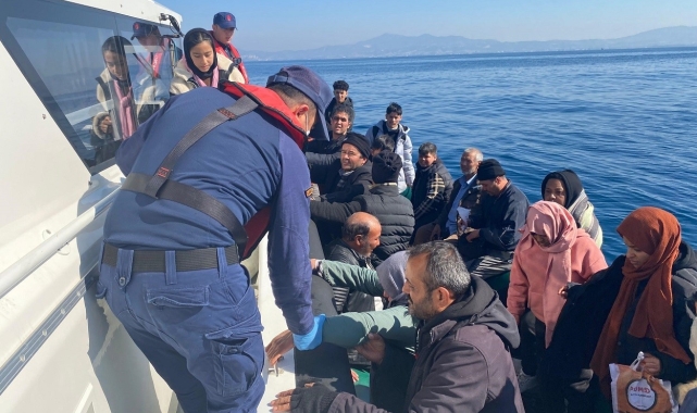 Aydın'da 3 farklı operasyonda 47 düzensiz göçmen kurtarıldı