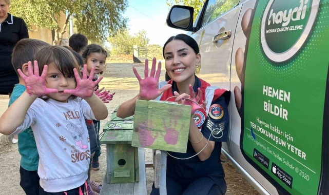 Aydın'da jandarma ekipleri miniklere hayvan sevgisi aşıladı