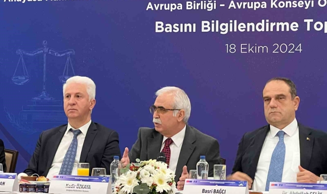 AYM Başkanı Özkaya: "HDP kapatma davasında raportörün incelemesi sürüyor"
