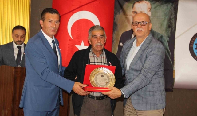 Bafra'da yılın ahisi 64 yıllık torna ustası seçildi