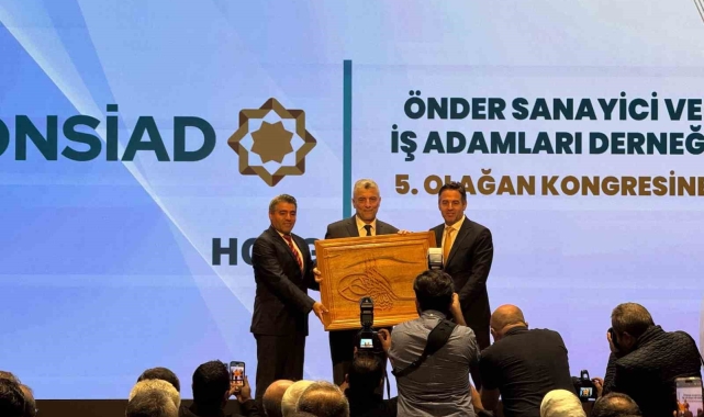 Bakan Bolat: "Deprem bölgesine iki yılda 2 trilyon liranın epey üzerinde kaynak aktarıldı"