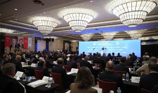 Bakan Göktaş, il müdürleriyle bir araya geldi