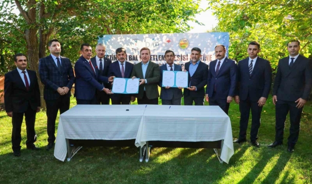 Bal paketleme tesisi için imzalar atıldı