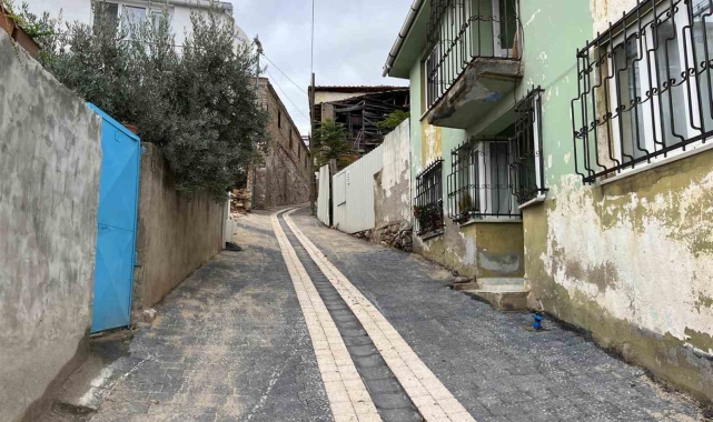 Balıkesir Büyükşehir; Bandırma ve Manyas kırsalına parke taşı döşedi