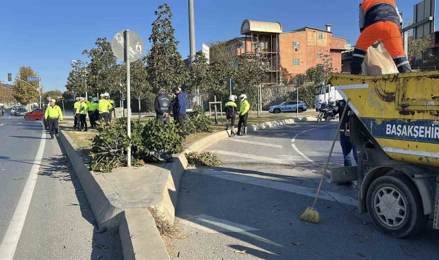 Başakşehir'de kaza: 2 araç çarpıştı, biri takla atarak yan döndü
