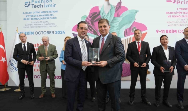 Başkan Kasapoğlu, Denizlili tekstilcileri fuarda yalnız bırakmadı