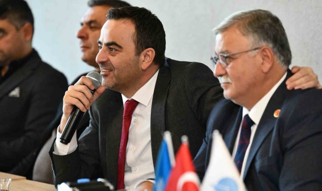 Başkan Özlü'den muhtarlara övgü
