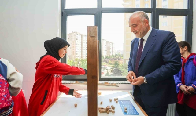 Başkan Sandıkçı: "Öğrencilerimiz için seferberiz"