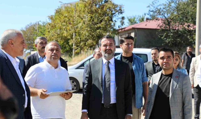 Başkan Şerifoğulları, Hicret Mahallesi'nde incelemelerde bulundu