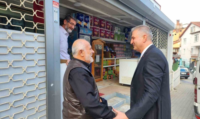 Başkan Sezer vatandaşları çalışmalar hakkında bilgilendirdi