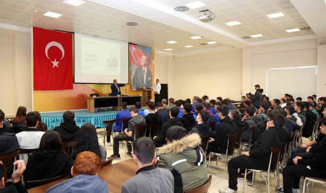 Başkan Yalçın: "Geleceğimizin teminatı altın bilezikli gençlerimiz"