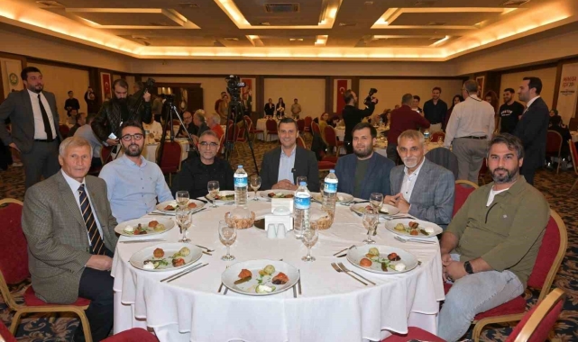 Başkan Zeyrek basın mensuplarıyla buluştu