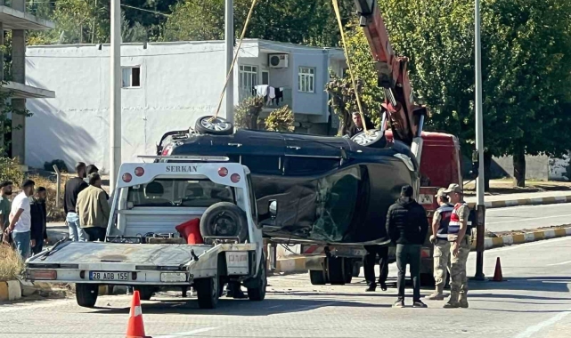 Batman'da otomobil takla attı: 2 yaralı