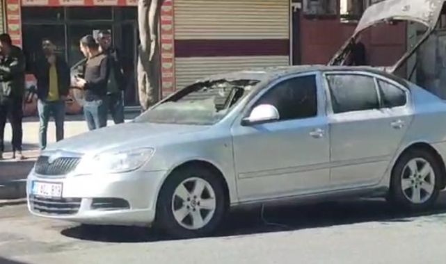 Batman'da seyir halindeki otomobil alev aldı