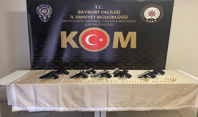 Bayburt'ta asayiş uygulaması yapıldı