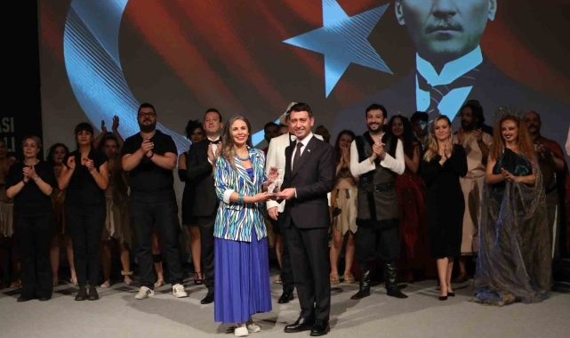 Bayraklı'nın Uluslararası Homeros Festivali'ne muhteşem final