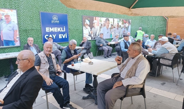 Belediyenin 'Emekli Çayevi' büyük ilgi görüyor
