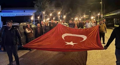 Beyağaçlılar Cumhuriyet coşkusunu fener alayında yaşandı