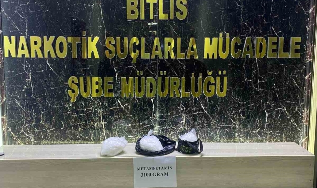 Bitlis'te 3 kilo metamfetamin ele geçirildi