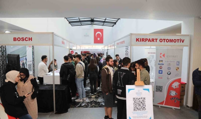 BTÜKAF bine yakın öğrenciye iş ve staj kapısı açtı