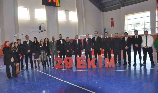 Bulanık'ta Cumhuriyet Bayramı coşkuyla kutlandı