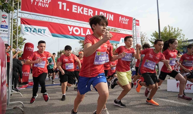 Bursalıların akın ettiği 11. Eker I Run, rekor katılımla gerçekleşti
