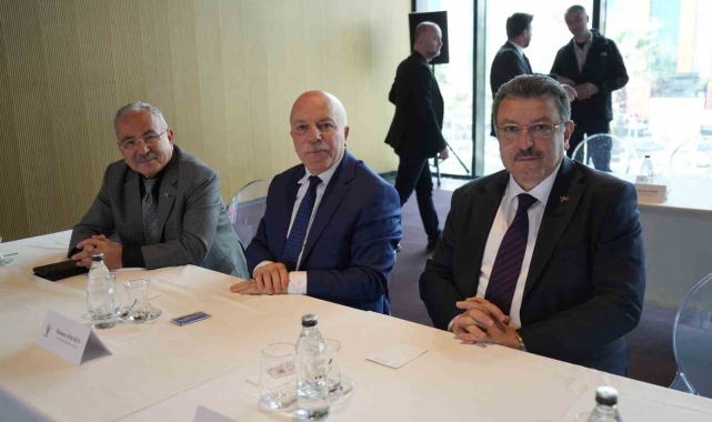 Büyükşehir belediye başkanları Samsun'da tecrübelerini paylaştı