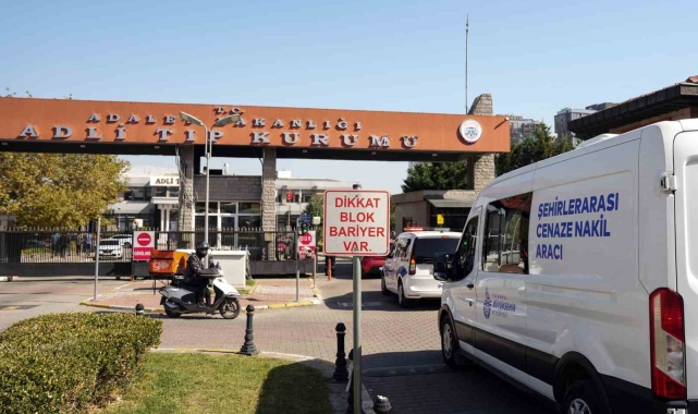 Cem Garipoğlu'nun mezarından çıkarılan cesedin kalıntıları Adli Tıp Kurumu'na getirildi