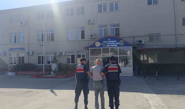 Çeşitli suçlardan aranan 15 şahıs, jandarmadan kaçamadı