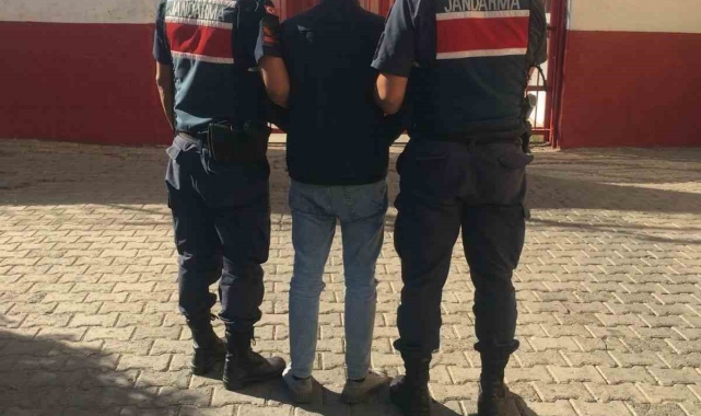 Çeşitli suçlardan aranan şüpheli İncirliova'da yakalandı