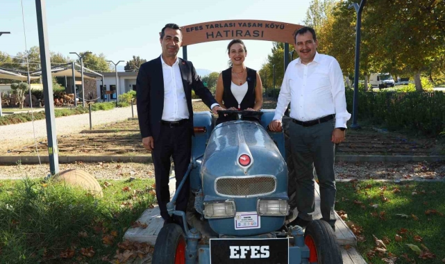 CHP Genel Başkan Yardımcısı Erhan Adem'den Efes Tarlası Yaşam Köyü'ne övgü