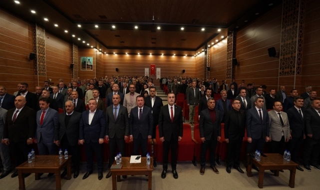 Cide'de okul sporları değerlendirme toplantısı düzenlendi