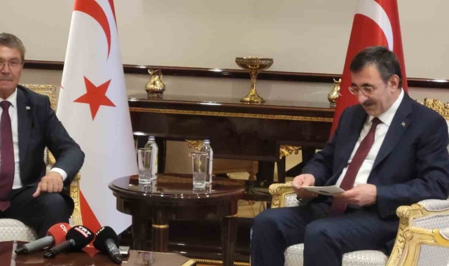 Cumhurbaşkanı Yardımcısı Yılmaz, KKTC Başbakanı Üstel ile görüştü